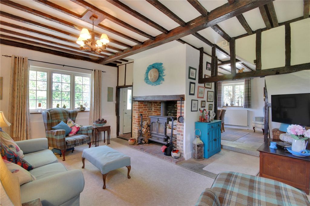 Property photo 3 of 26 Sitting Room