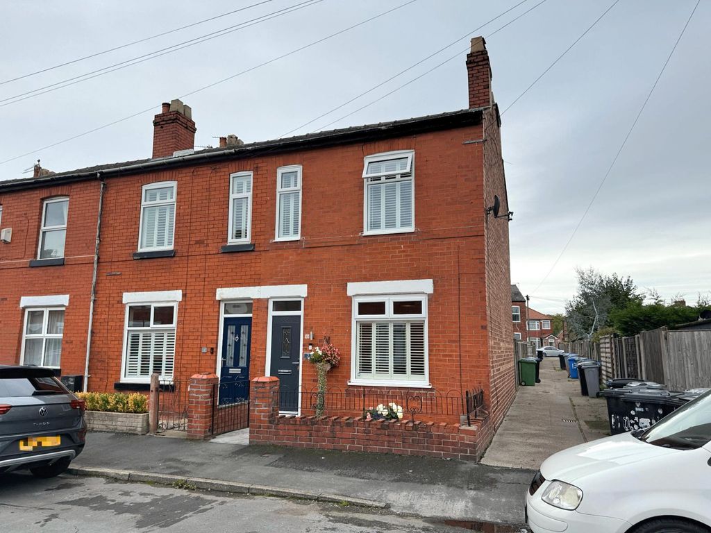 Property photo 1 of 27