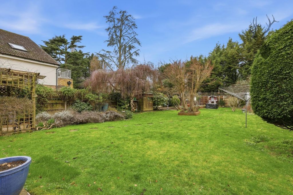 Property photo 3 of 26