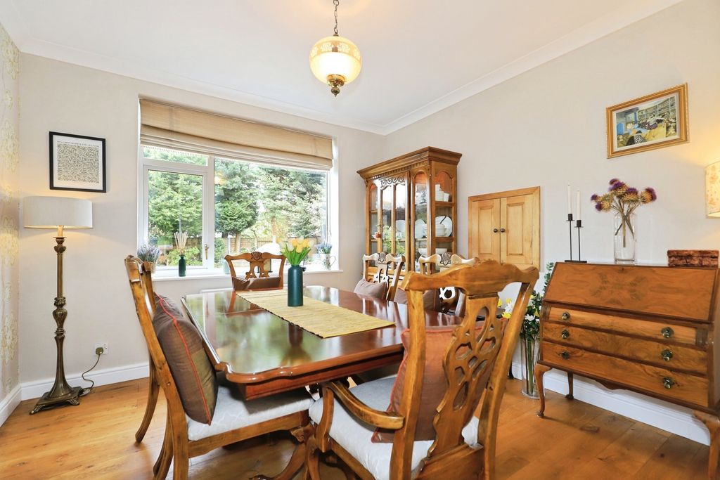 Property photo 3 of 13 Dining Room