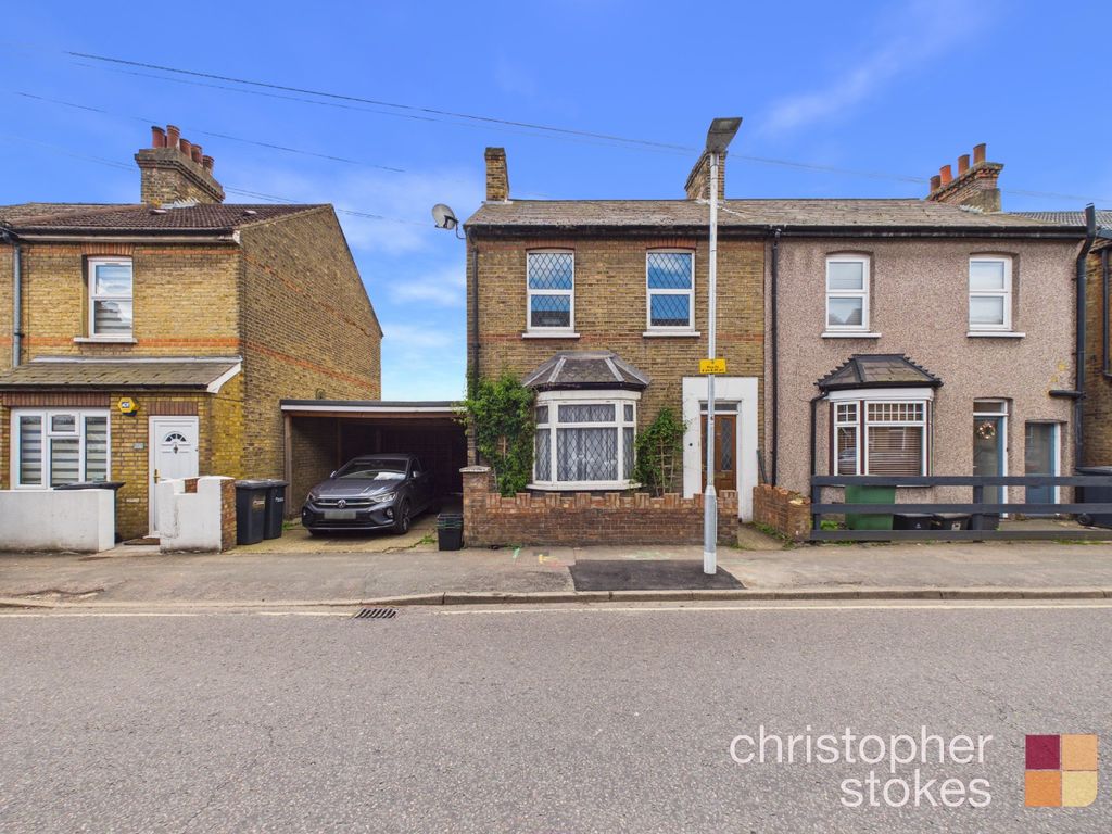 Property photo 1 of 12 697460