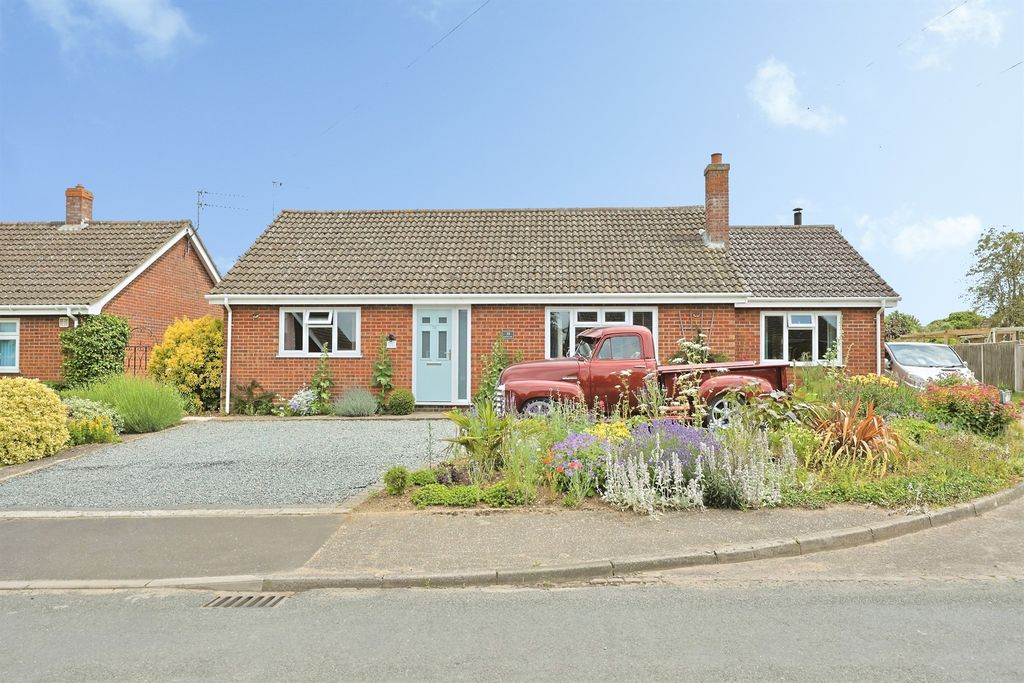 Property photo 1 of 21