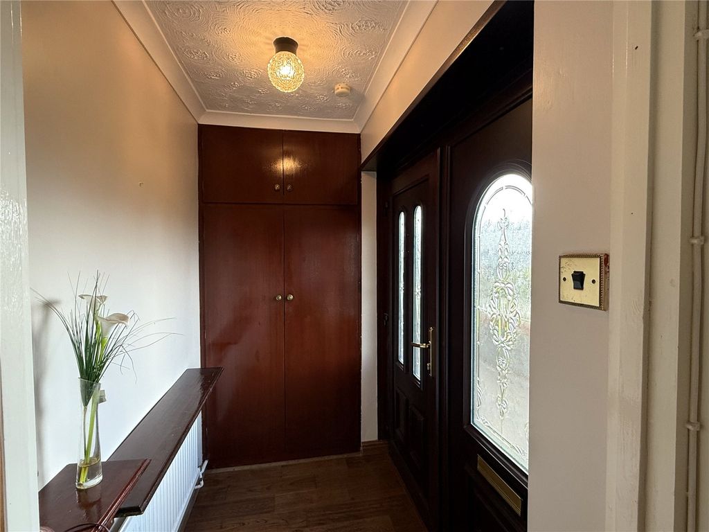 Property photo 3 of 22 Picture No. 29