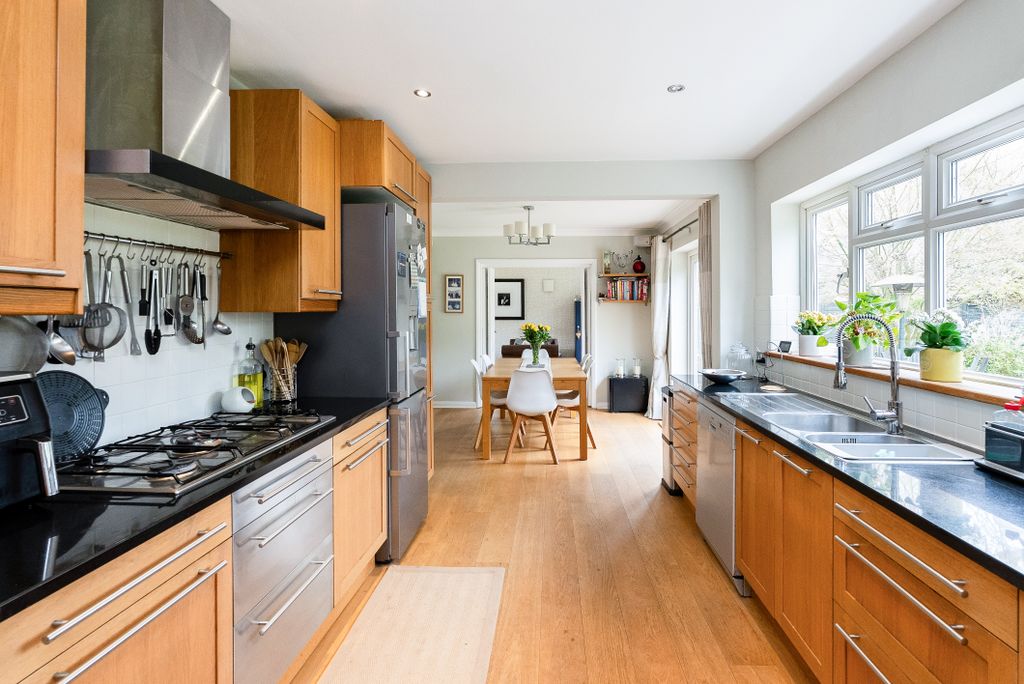 Property photo 2 of 20 Dsc03949