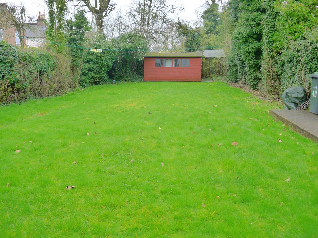 Property photo 2 of 11