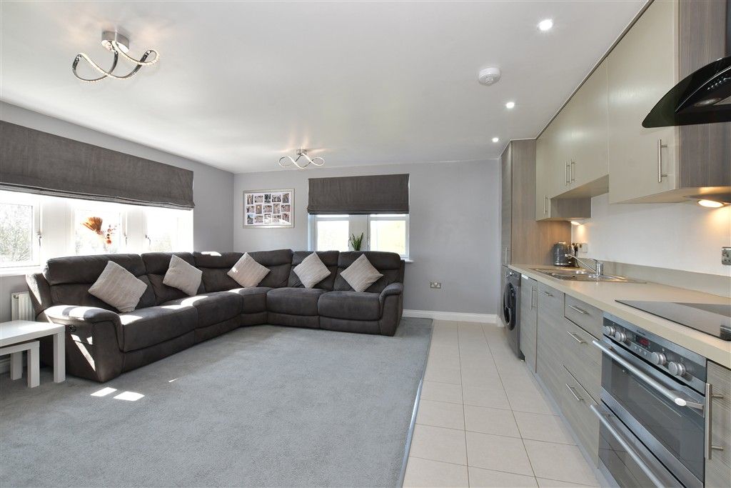 Property photo 2 of 8 Lounge/Kitchen/Dining Room