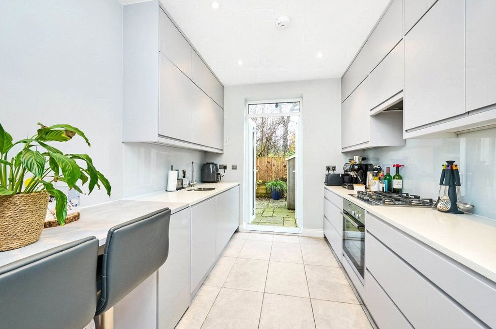 Property photo 3 of 10 Picture No. 43