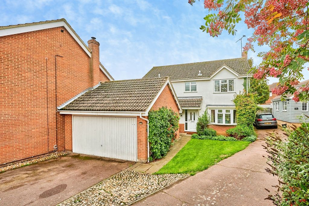 Property photo 1 of 19