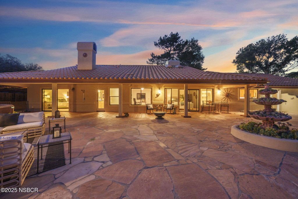 Property photo 2 of 10 <Alttext/>