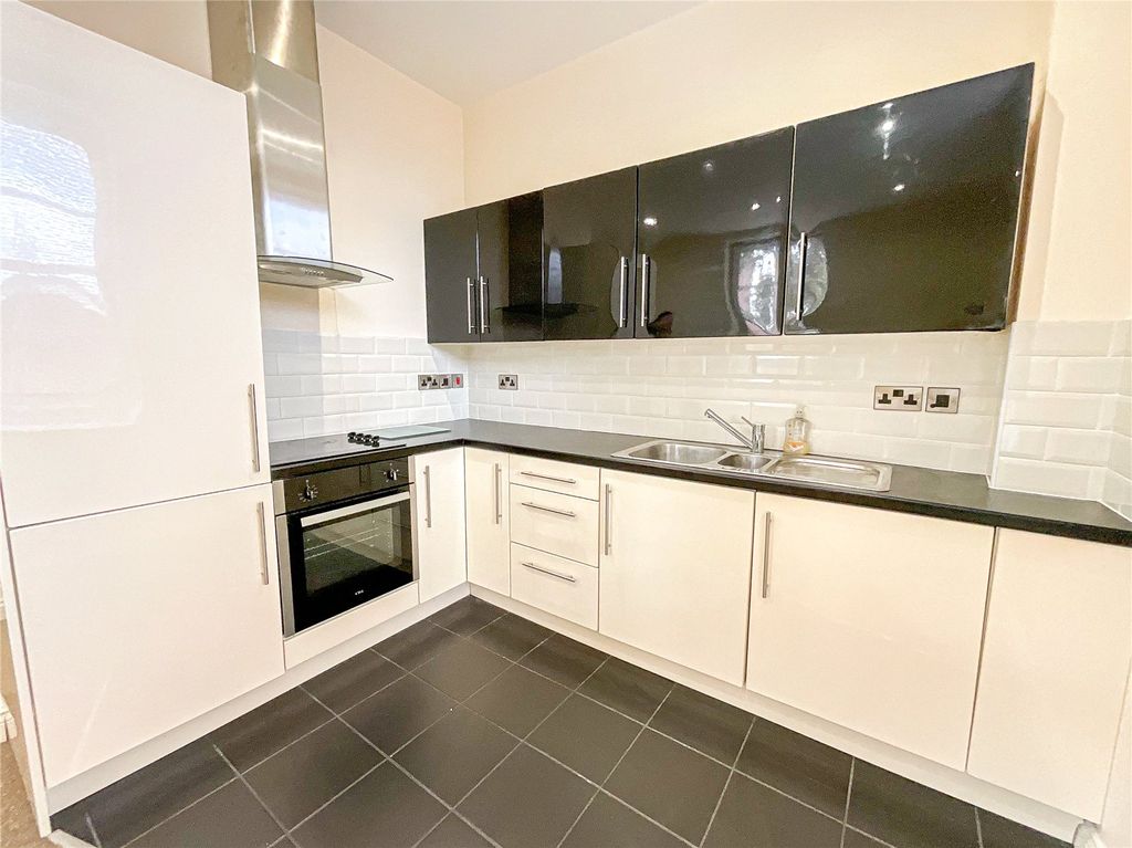 Property photo 3 of 8 Picture No. 03