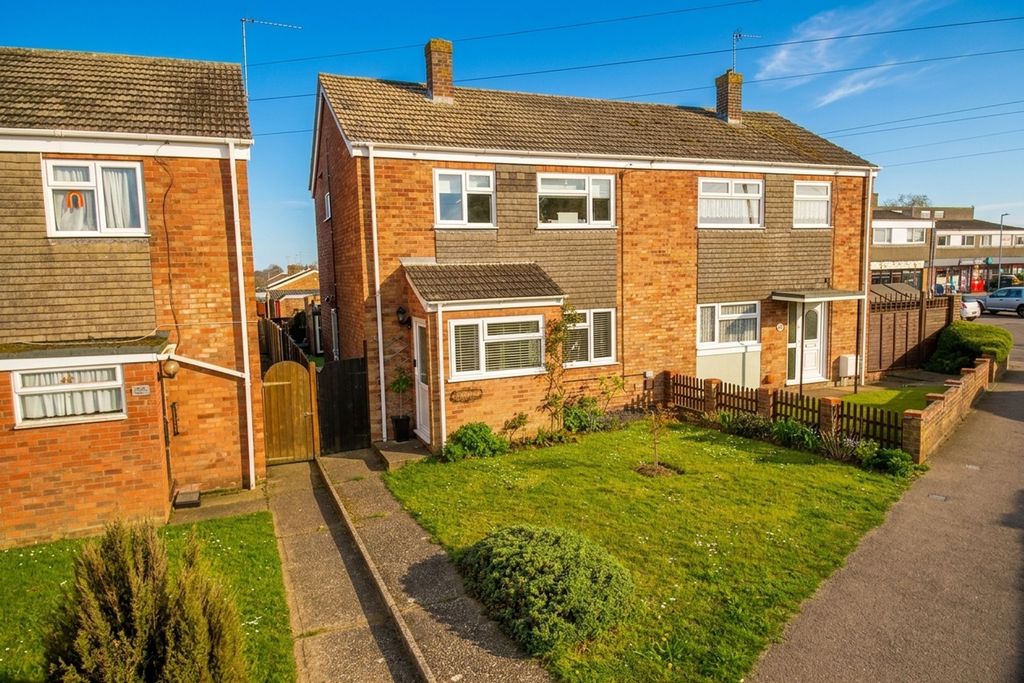 Property photo 1 of 18