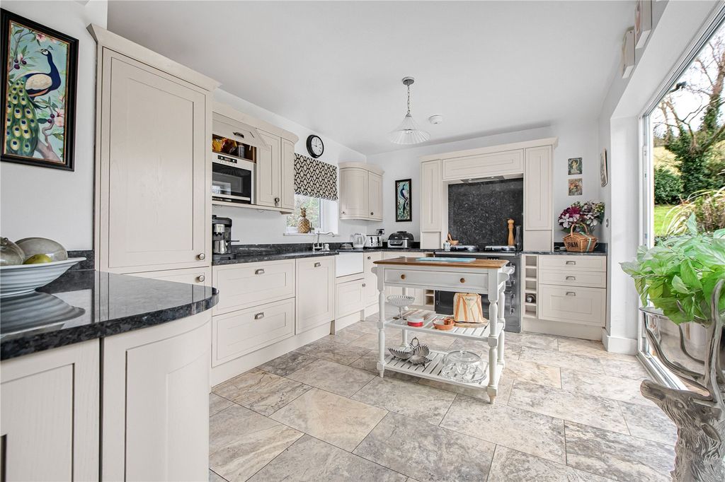 Property photo 3 of 26 Picture No. 15