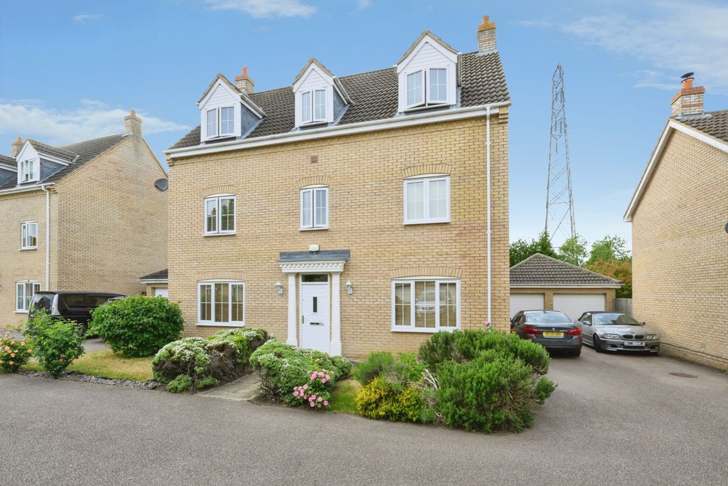 Additional image 17 of 5 bed detached house for salePonsonby Drive, Peterborough PE2