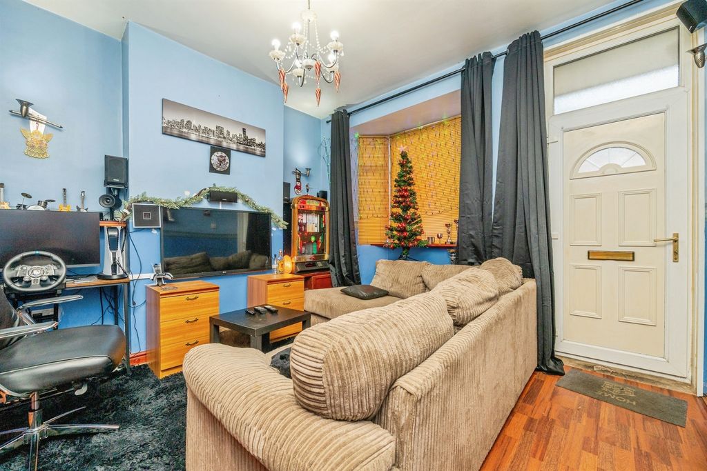 Property photo 2 of 16