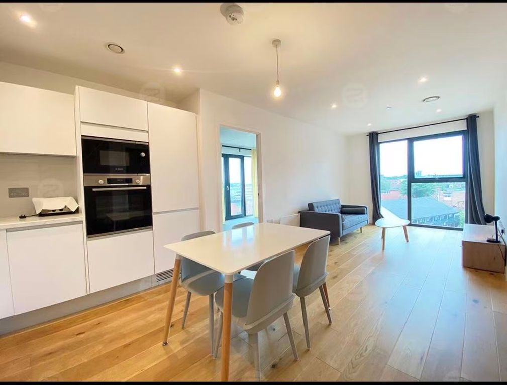 Property photo 2 of 8