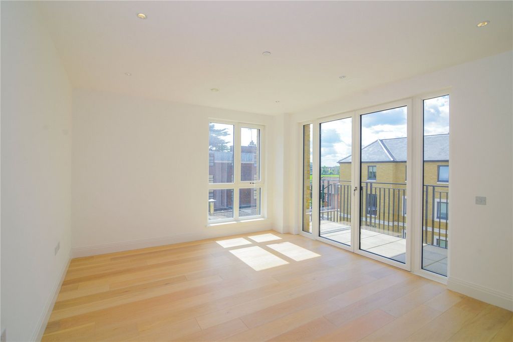 Property photo 2 of 16 Picture No. 42