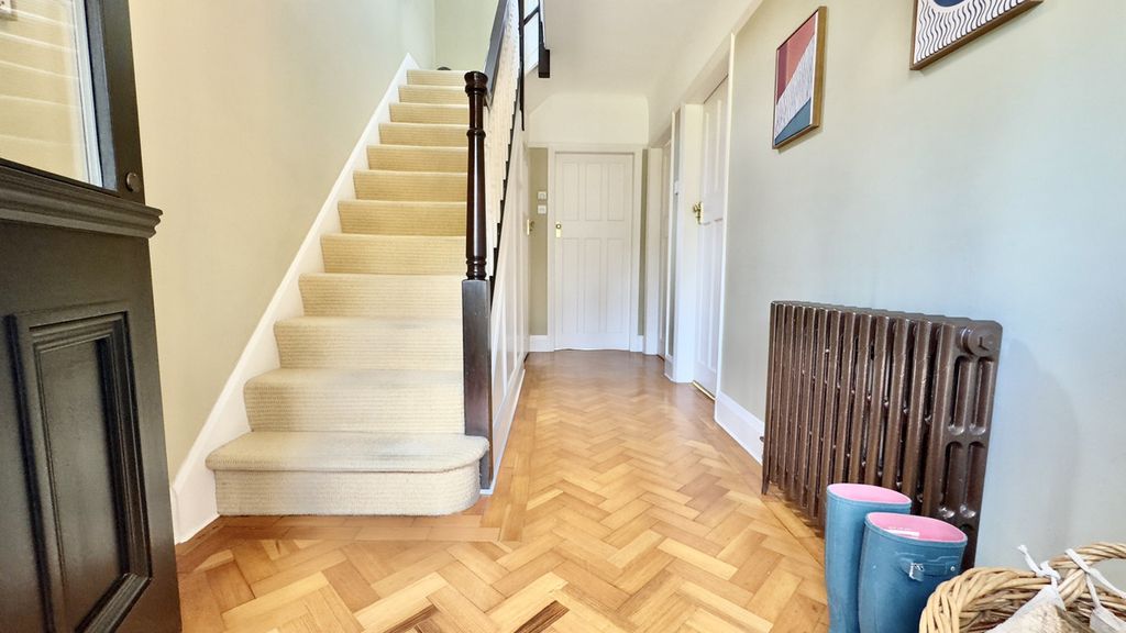 Property photo 3 of 50