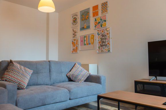 Property photo 1 of 9 8733401.Jpg