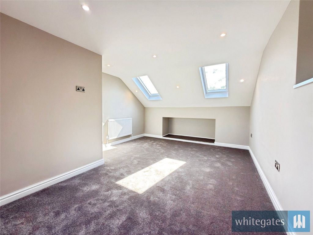 Property photo 3 of 21 Picture No. 10