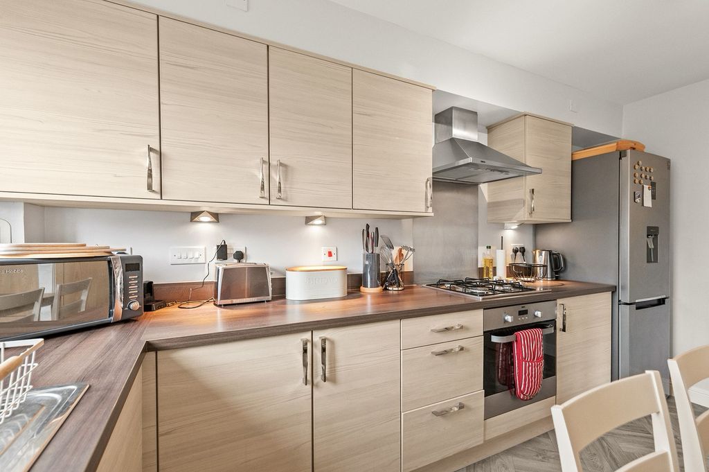 Additional image 6 of 2 bed flat for saleRollock Street, Stirling FK8