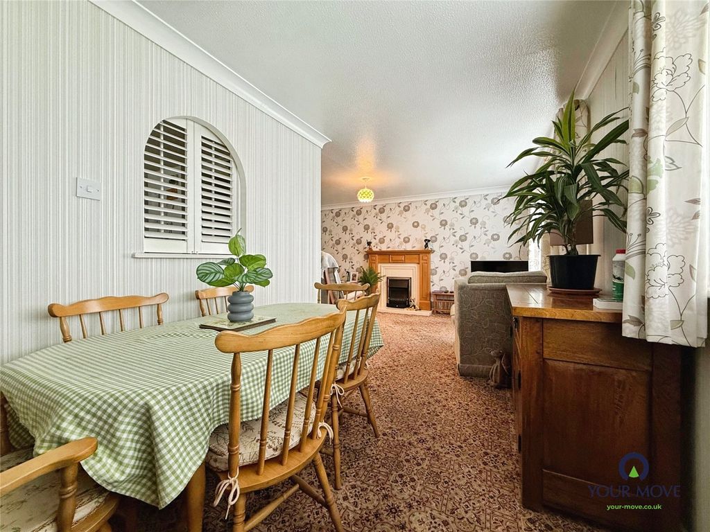 Property photo 3 of 12 Picture No. 21