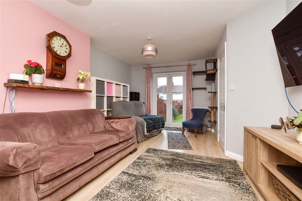 Property photo 2 of 12 Lounge/Diner