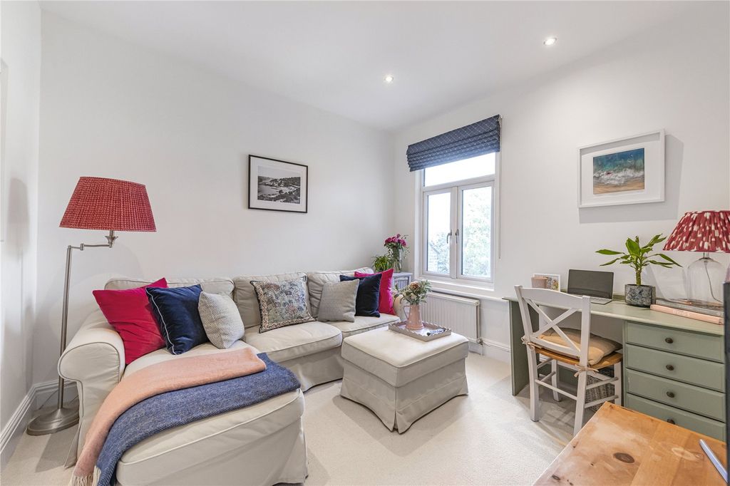 Property photo 3 of 18 Picture No. 37