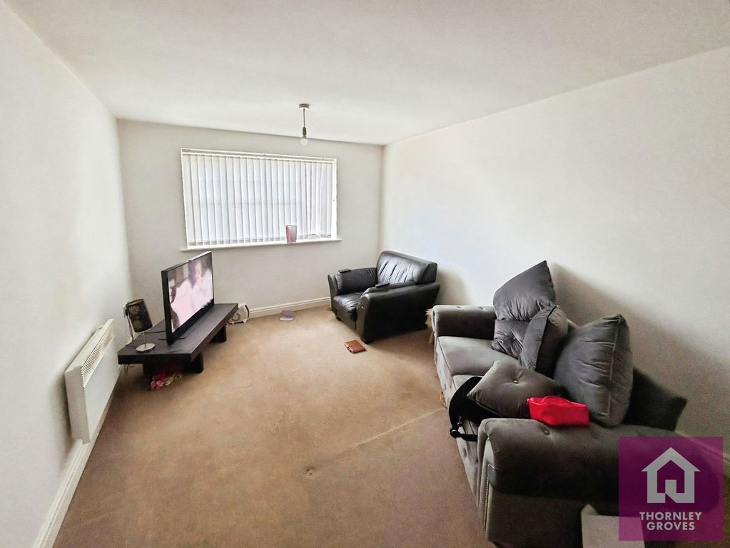 Property photo 2 of 8 Pbox-Img.Jpg