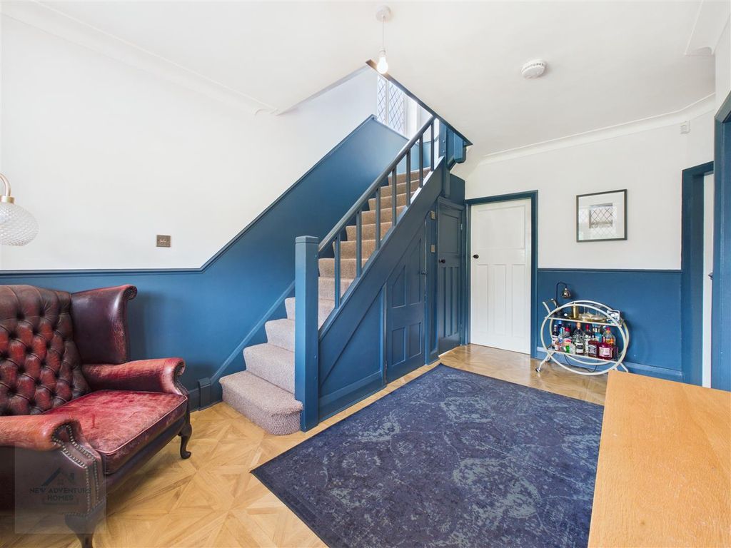 Property photo 2 of 35 Entrance Hallway