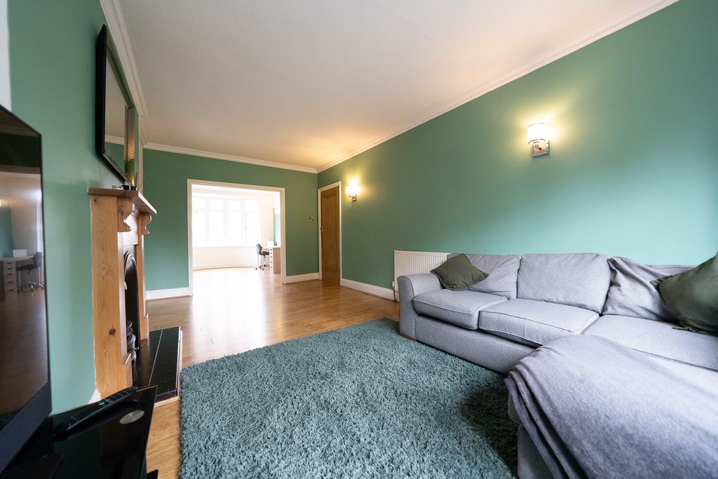 Property photo 2 of 22 Dsc03045