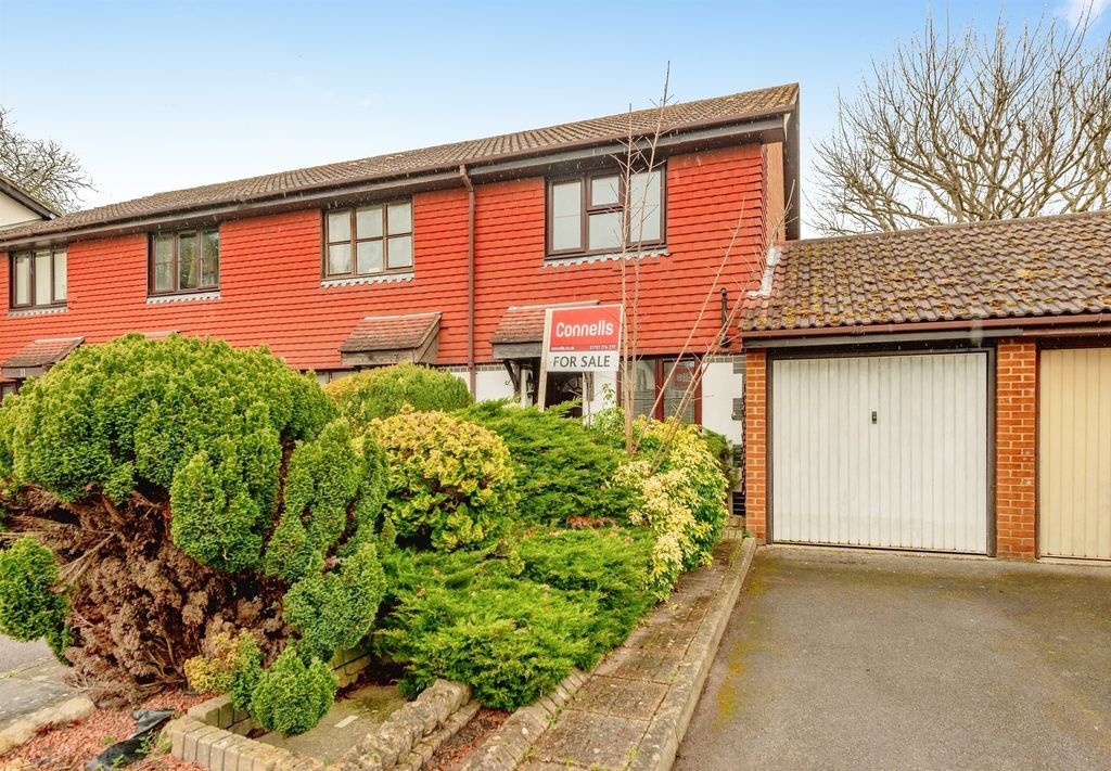 Property photo 1 of 16