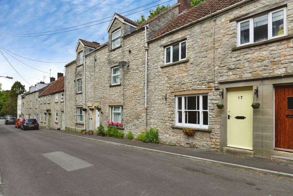 Property photo 1 of 15 Pbox-Img.Jpg