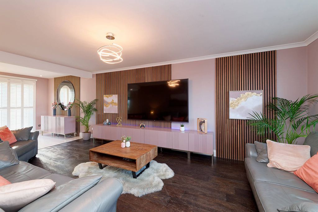 Property photo 2 of 30