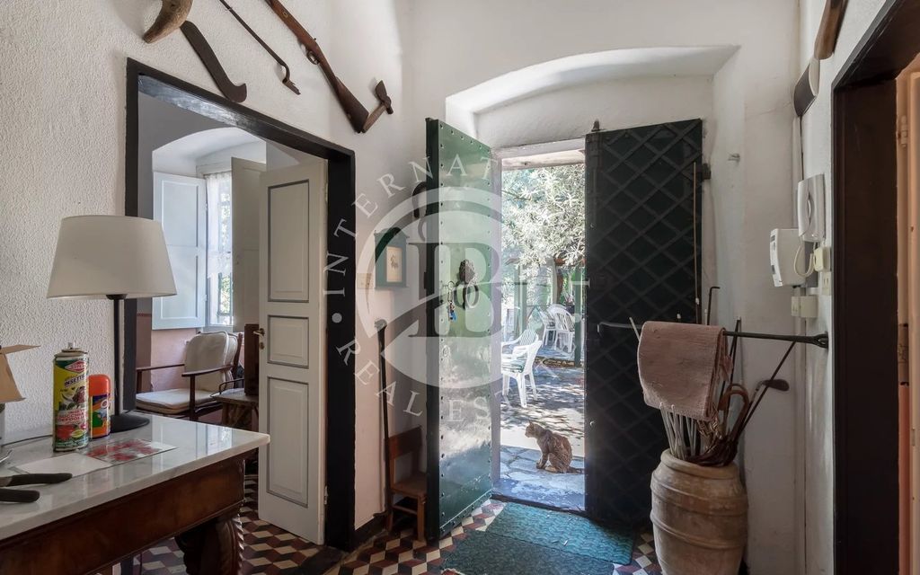 Property photo 3 of 24