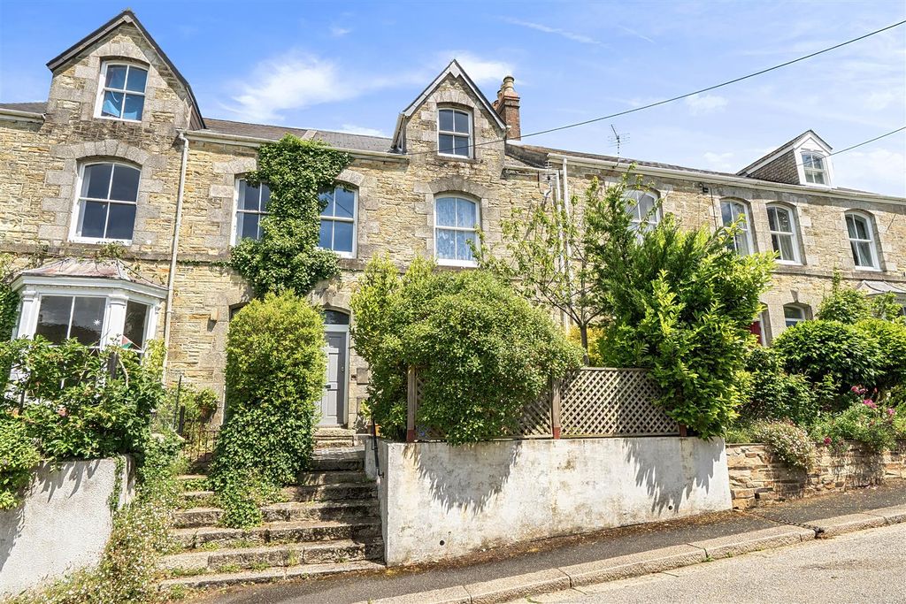 Property photo 1 of 21