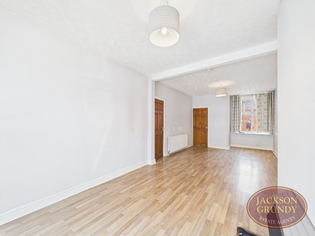 Property photo 3 of 15 Wycliffe Road