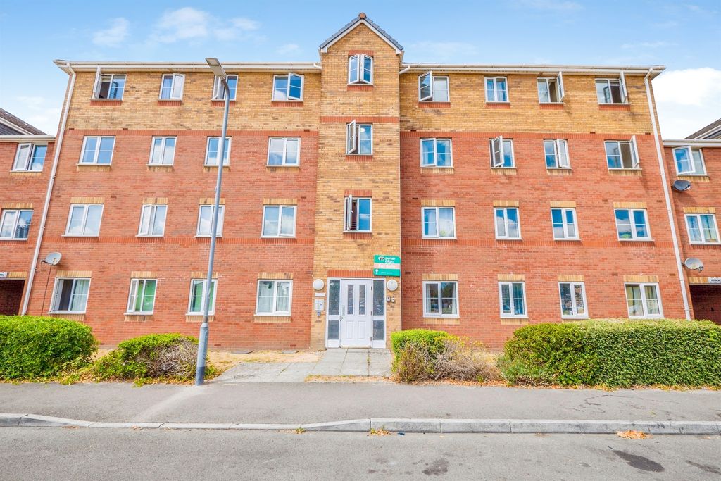 Property photo 1 of 14