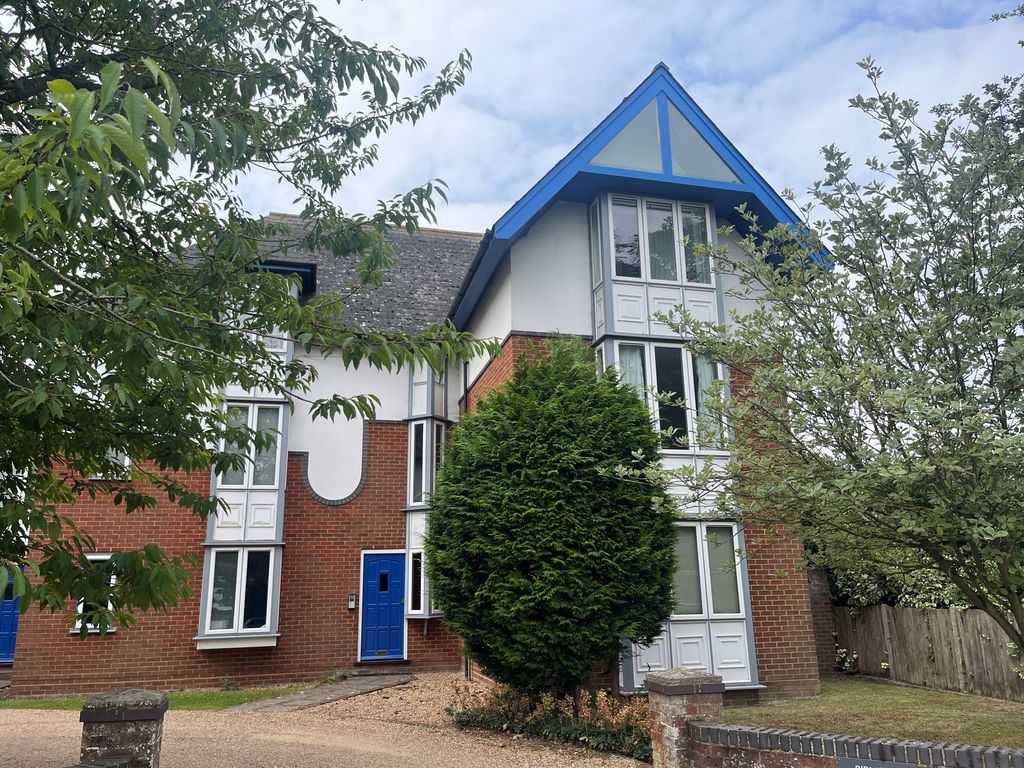 Property photo 1 of 5