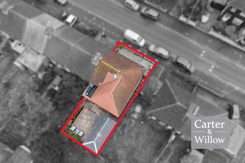 Property photo 2 of 22