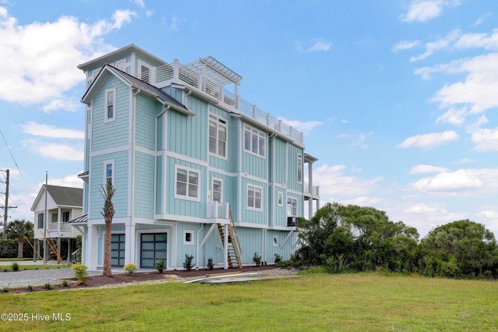 Property photo 1 of 31