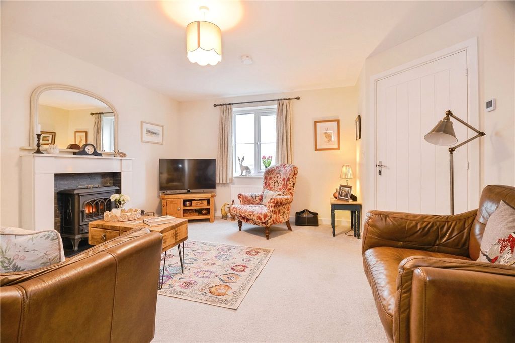 Property photo 2 of 20 Picture No. 13