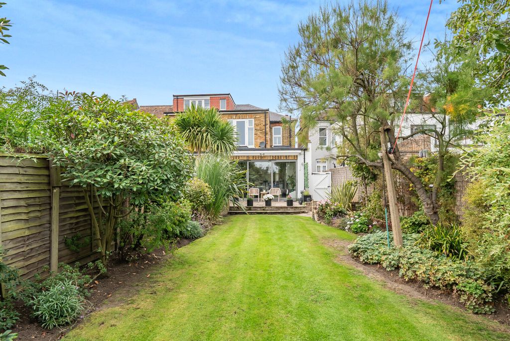 Property photo 2 of 18 1359097-5-68De894...