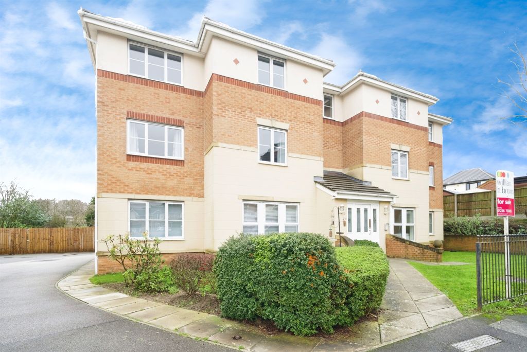 Property photo 2 of 14