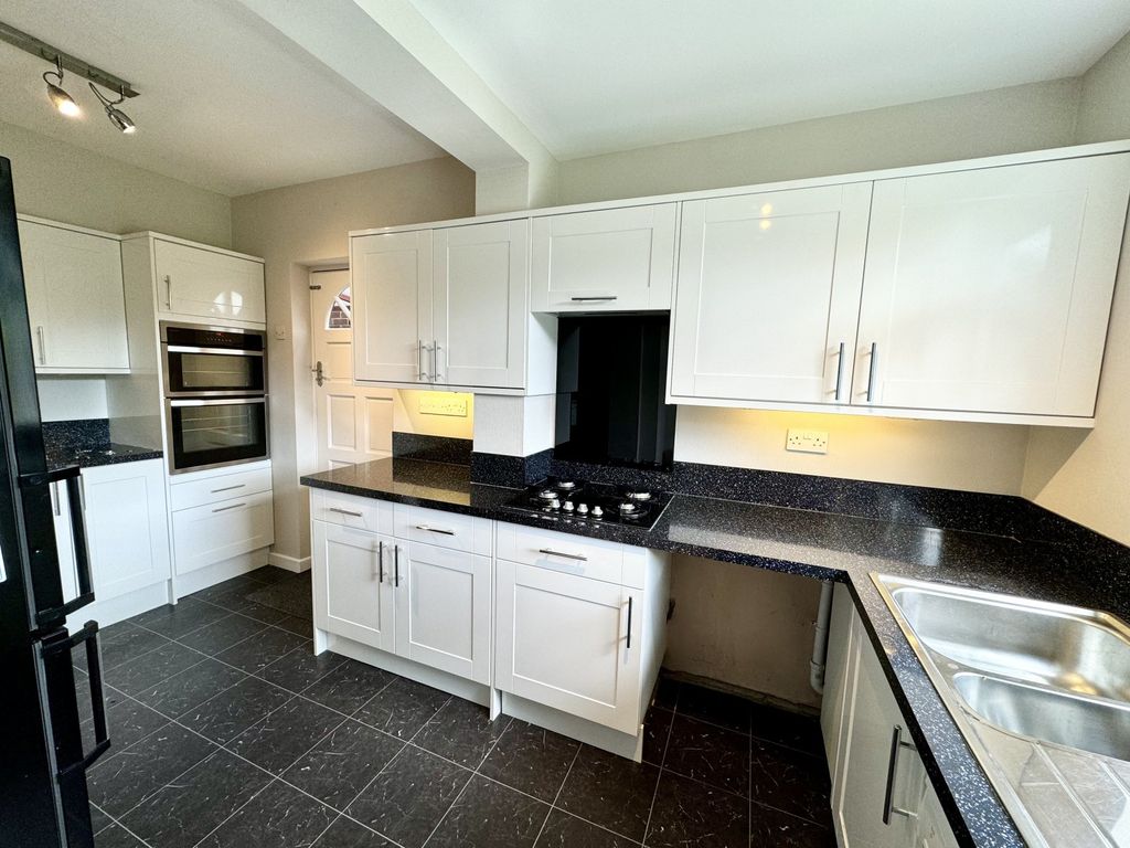 Property photo 3 of 19 Picture No. 35