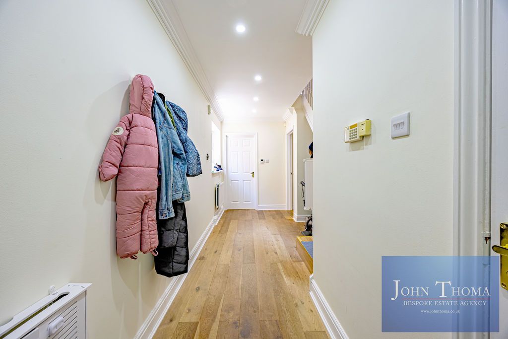 Property photo 2 of 18 Photo 2