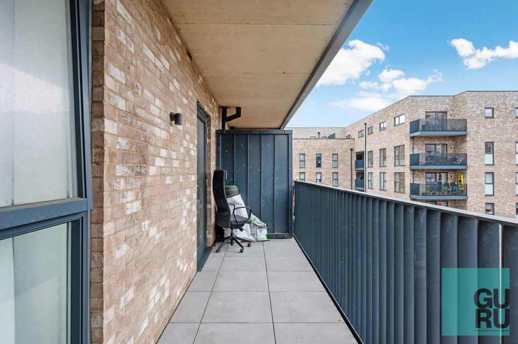 Property photo 3 of 10