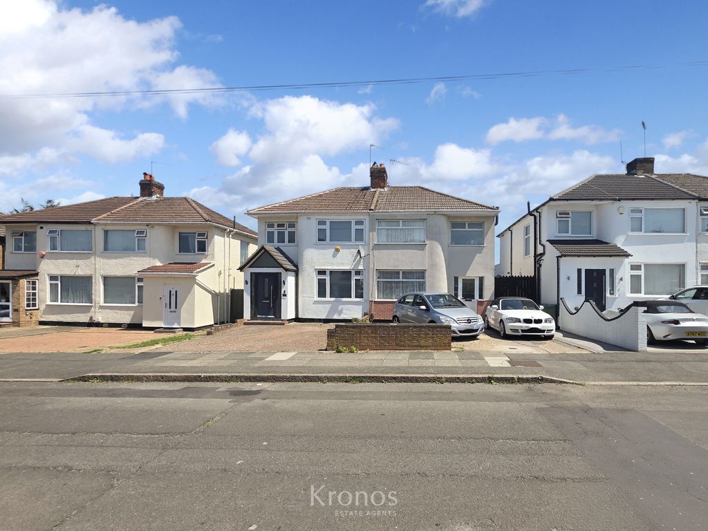Property photo 1 of 21 3 Bed Semi-Detached House For Sale Holyrood Avenue, Harrow Ha2
