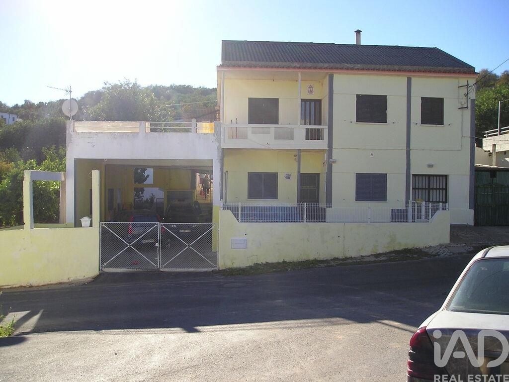 Property photo 1 of 28