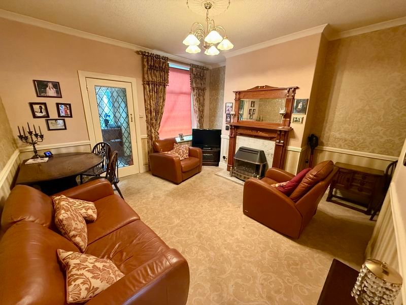 Property photo 2 of 8 Photo 2