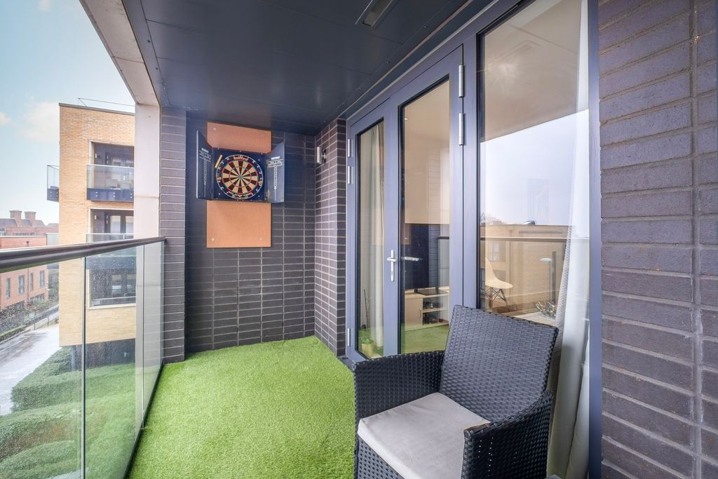 Property photo 2 of 11